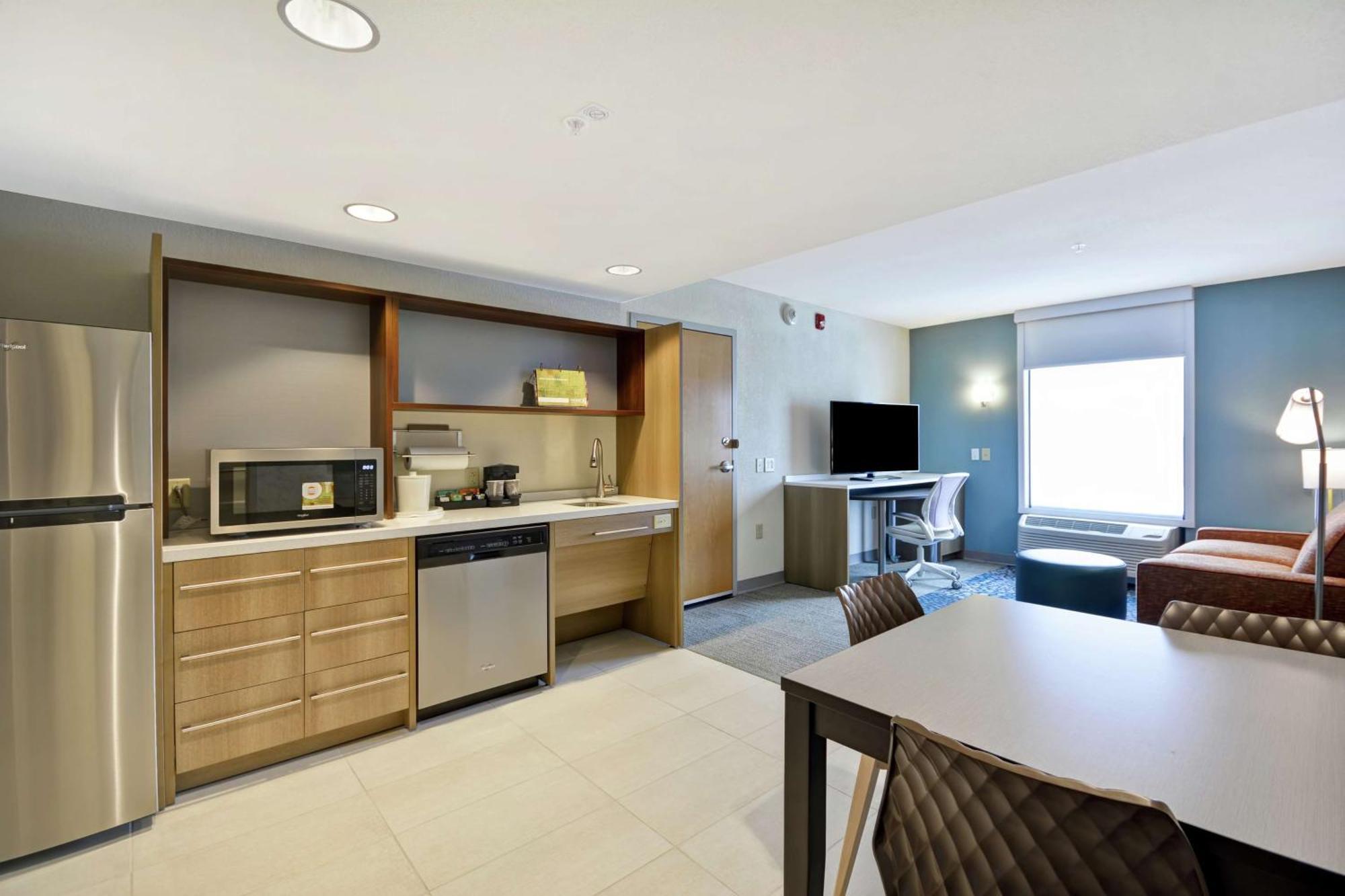 סאות' פורטלנד Home2 Suites By Hilton Portland Airport מראה חיצוני תמונה